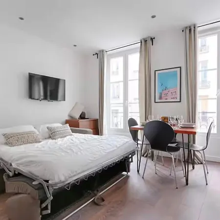 Urbanflat 203 - Beautiful In The Center Of *