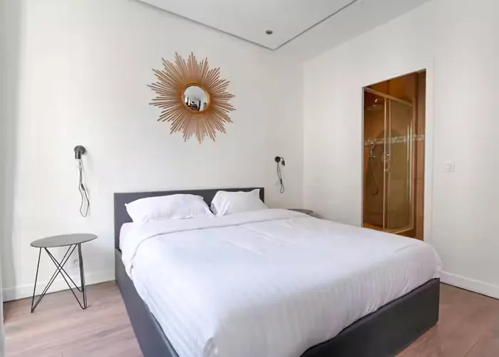 Urbanflat 203 - Beautiful In The Center Of *